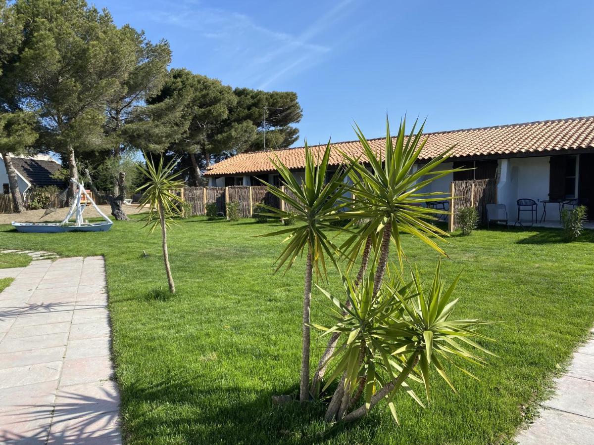 Hotel Du Pont Blanc سانت ماري دو لا مير المظهر الخارجي الصورة